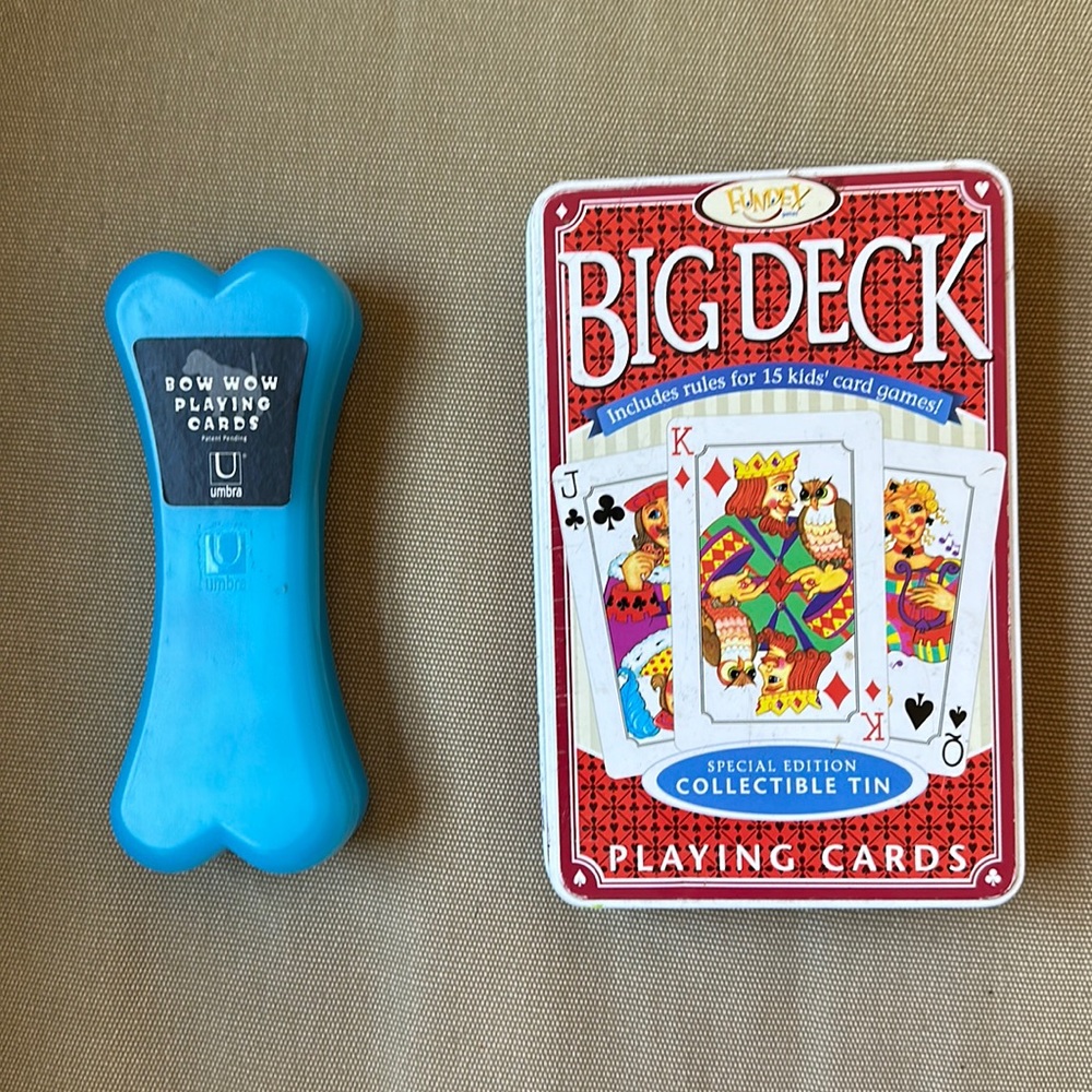 2 sets kids playing cards